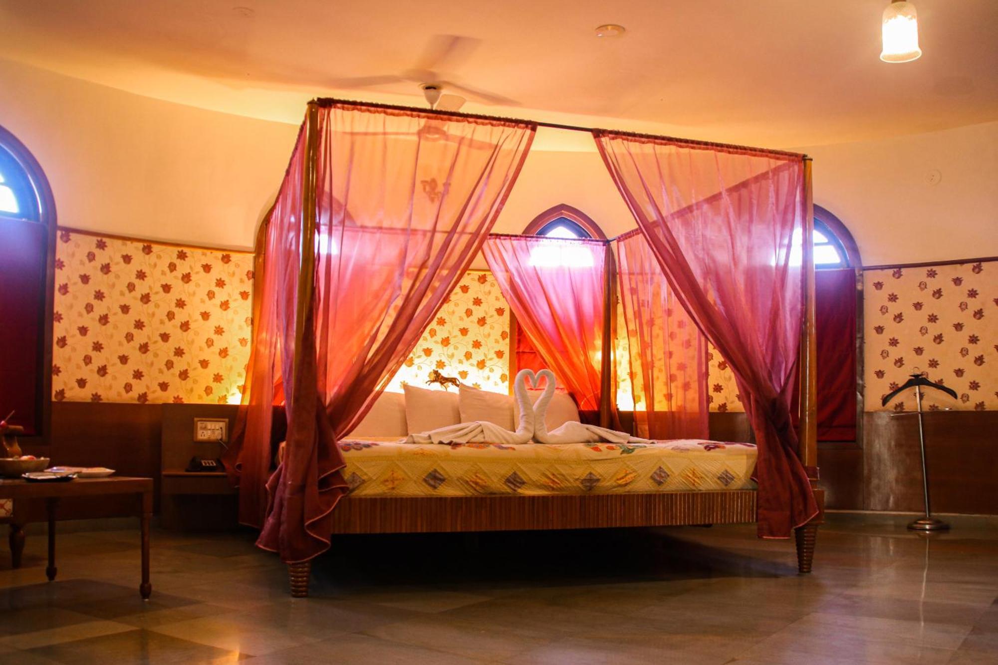 Heritage Khirasara Palace Rajkot Eksteriør bilde